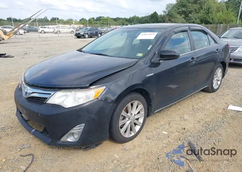 2014 Toyota Camry Hybrid Xle z USA, uszkodzony, nr VIN 4T1BD1FKXEU111906